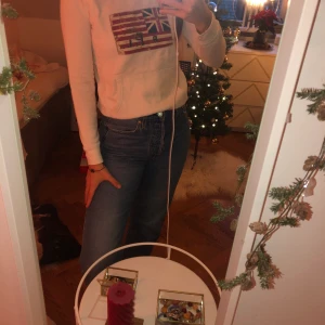 Ralph Lauren tjocktröja - En mysig tjocktröja från Ralph Lauren med bra kvalité! Köparen betalar frakt!