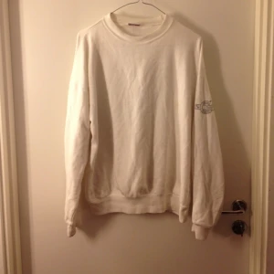 Helvit tröja (Offensiva Degerfors) - Helvit tröja (Offensiva Degerfors)