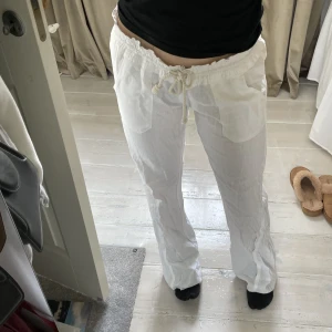 Roxy linnebyxor - Jättefina linnebyxor från Roxy, perfekta nu till sommaren 🤩