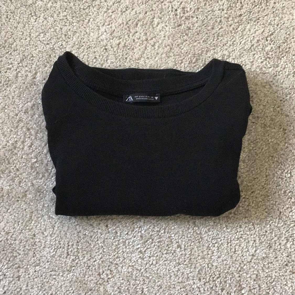 Zara topp med volanger  - 90