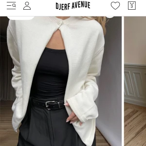 Djerf Avenue Kofta - intressekoll på min kofta från djerf avenue! endast använd en gång och är som ny! nypris är 1099:-