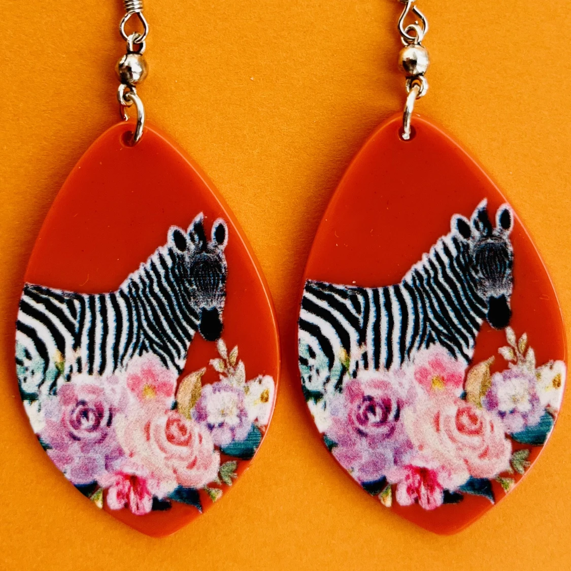 Zebra örhängen 🦓 - 90