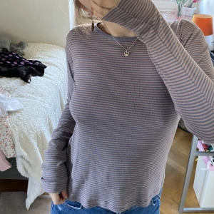 Brandy Melville  - Brandy Melville top, bought in Italy, never used! 💕