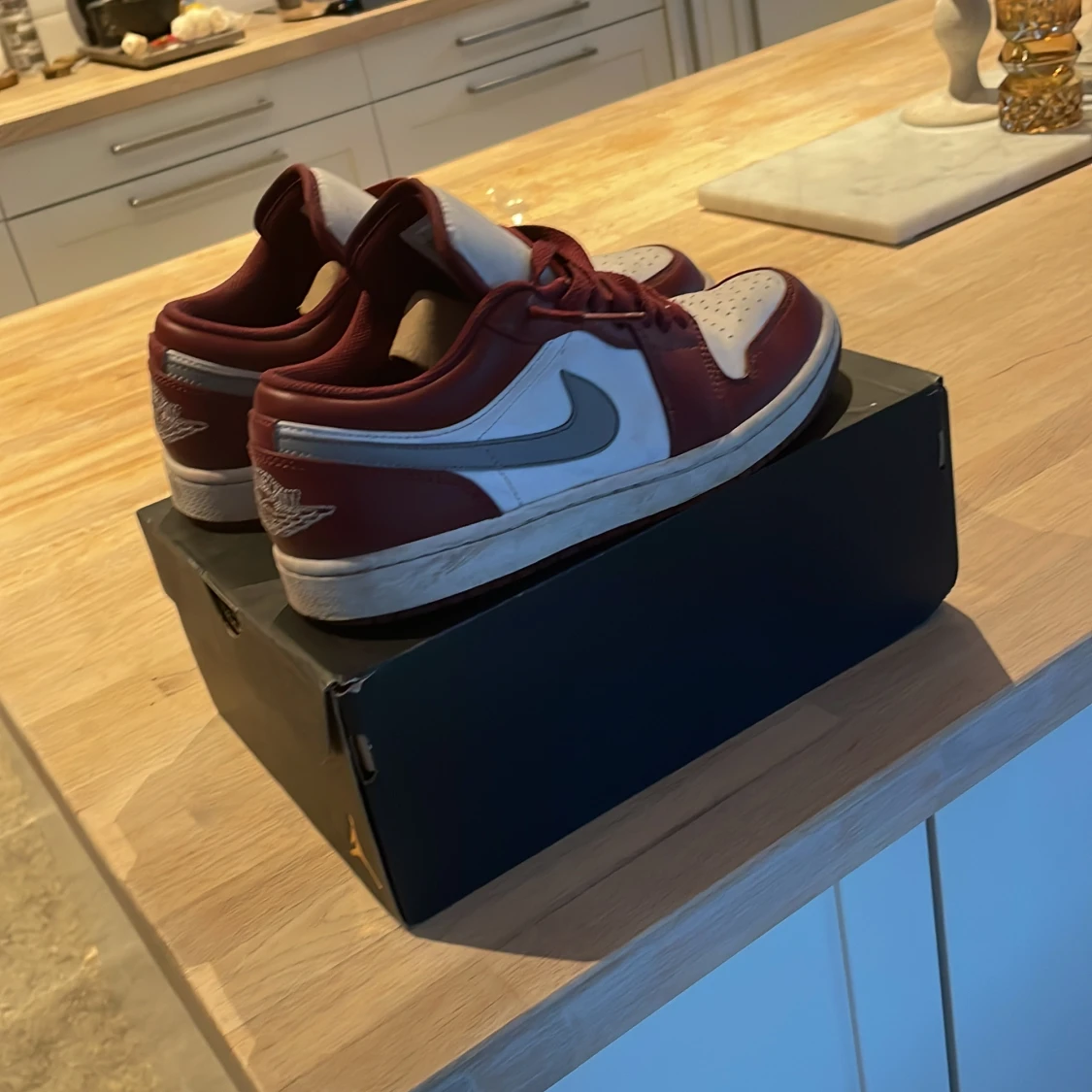 Air Jordan 1 low, Cherrywood red/grey cement - 91