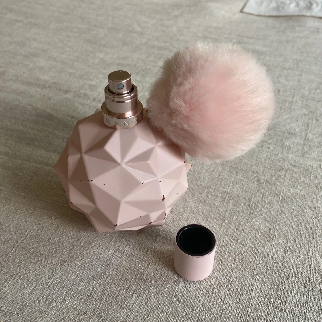 Sweet like candy- Ariana grande  - 90