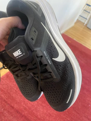 Nike 38,5 - Super fint skick 