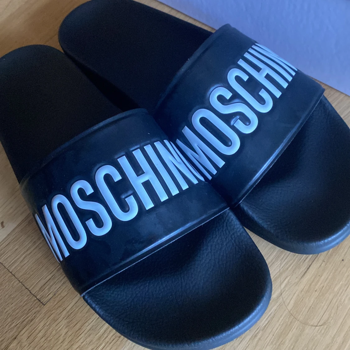 Moschino tofflor - 90