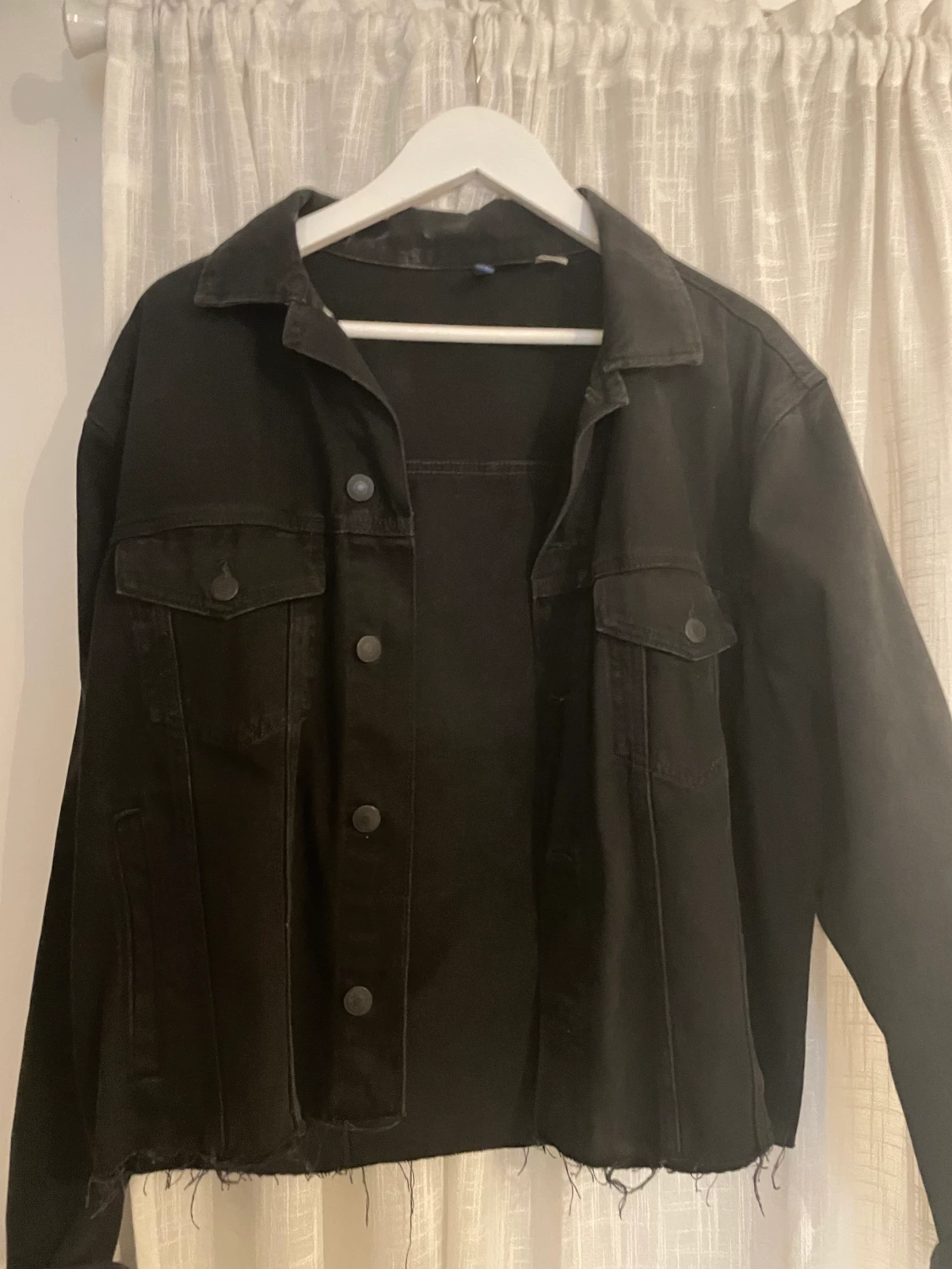 svart jeansjacka  - 90