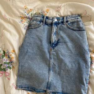 Snygg jeans kjol från Hm alldrig använt 