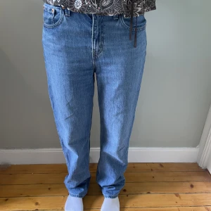 Levis jeans - Levis jeans i modellen low pro straight. Gott skick⭐️