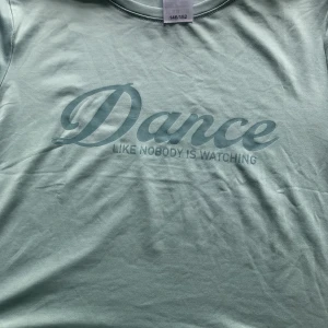 Danströja - Säljer denna dans tröjan med eller utan linnet