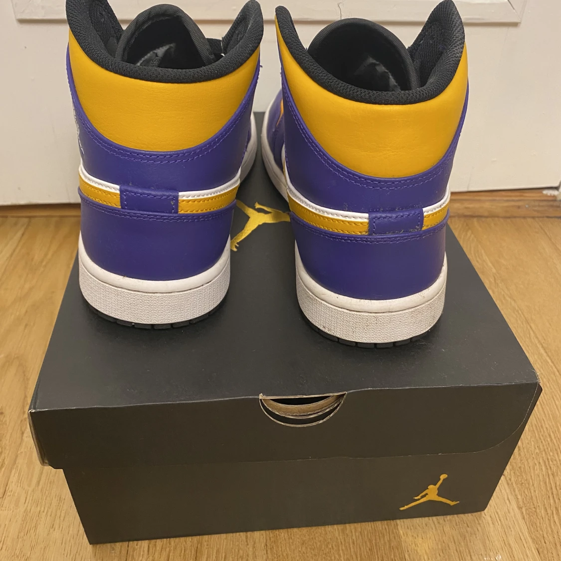 Air Jordan 1 mid  - 91