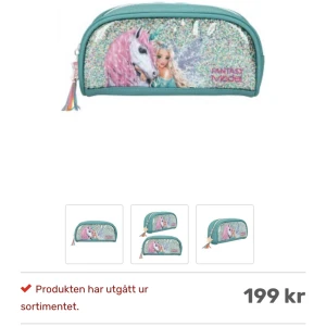 Fint penn skrin!  - Supergulligt köpt för 200kr.  Tofsen på sidan är inte kvar och den har några små fläckar men annars nyaskick 💕