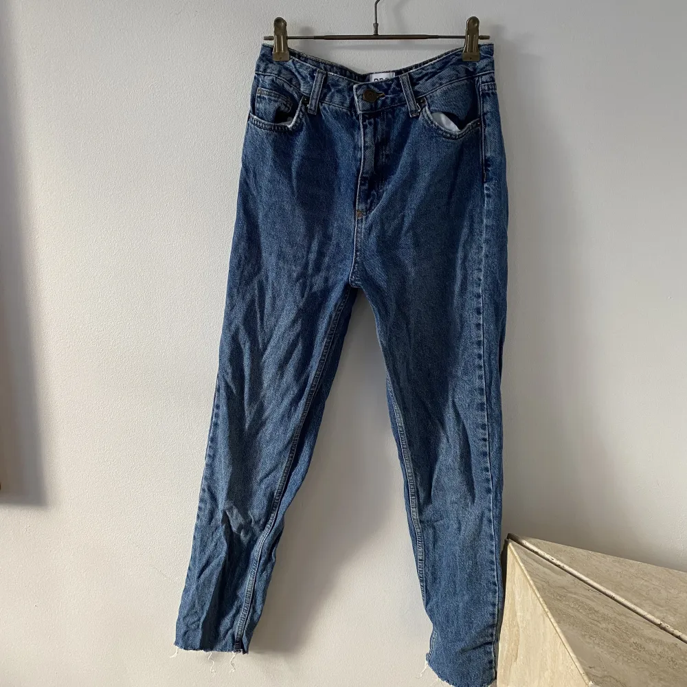 W26. För små för mig 💖. Jeans & Byxor.