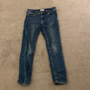 Name it brallor - fina barn byxor