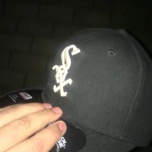 59fifty SOX  - I bra skick. Strlk: 59,6 cm. Pm för intresse.