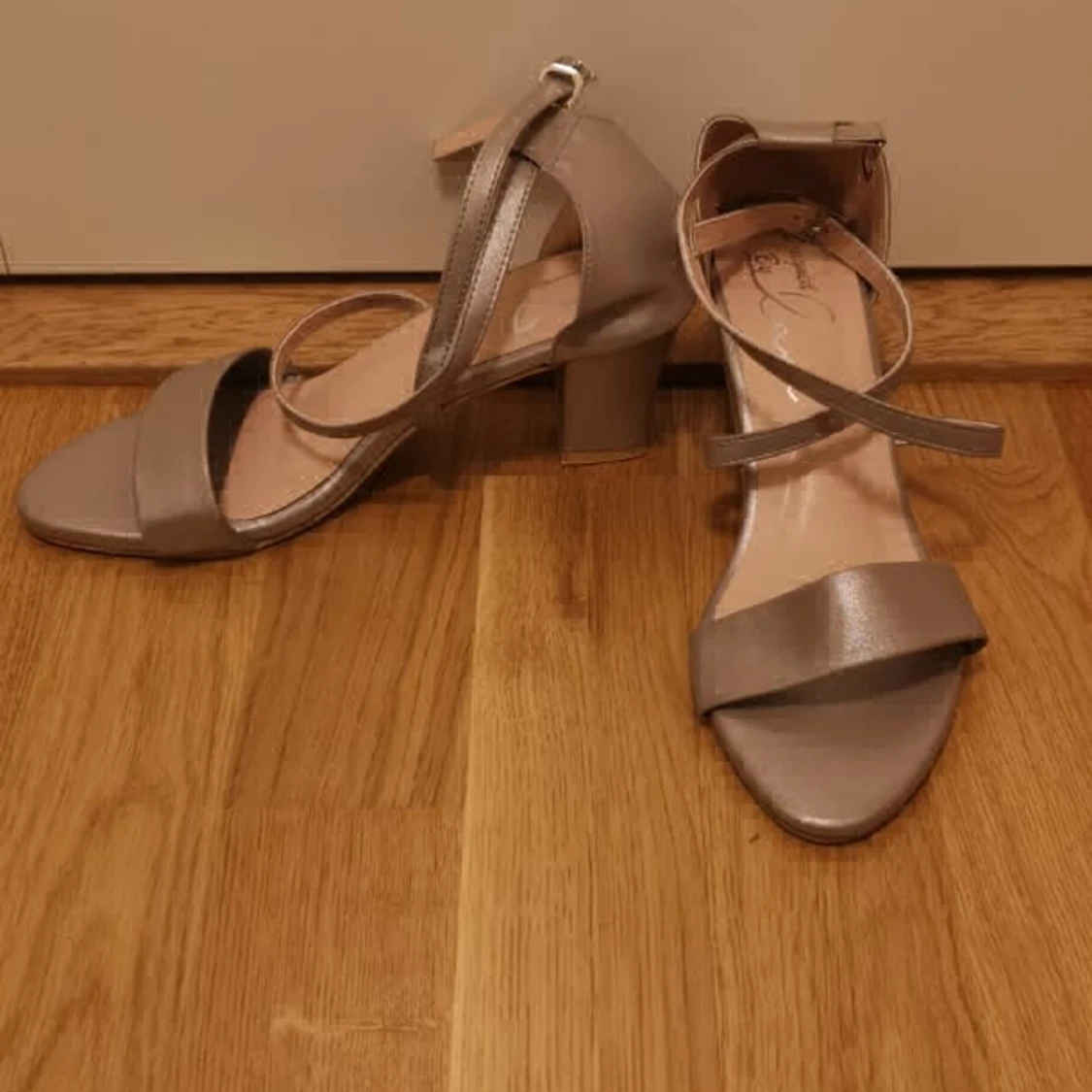 Brand new heels - 90