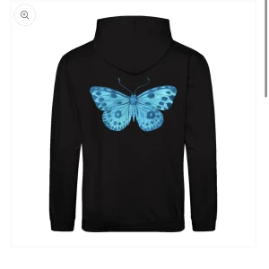 The Cool Elephant Hoodie  - Säljer min superfina Hoodie från The Cool Elephant i modellen ”Viventem” Storlek M men passar S  som jag är i vanliga fall men ville ha oversized fit, ursprung pris 600kr,  Pris kan diskuteras   