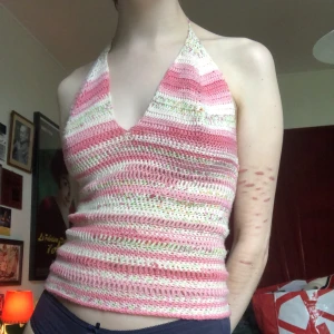 Virkad halterneck - .