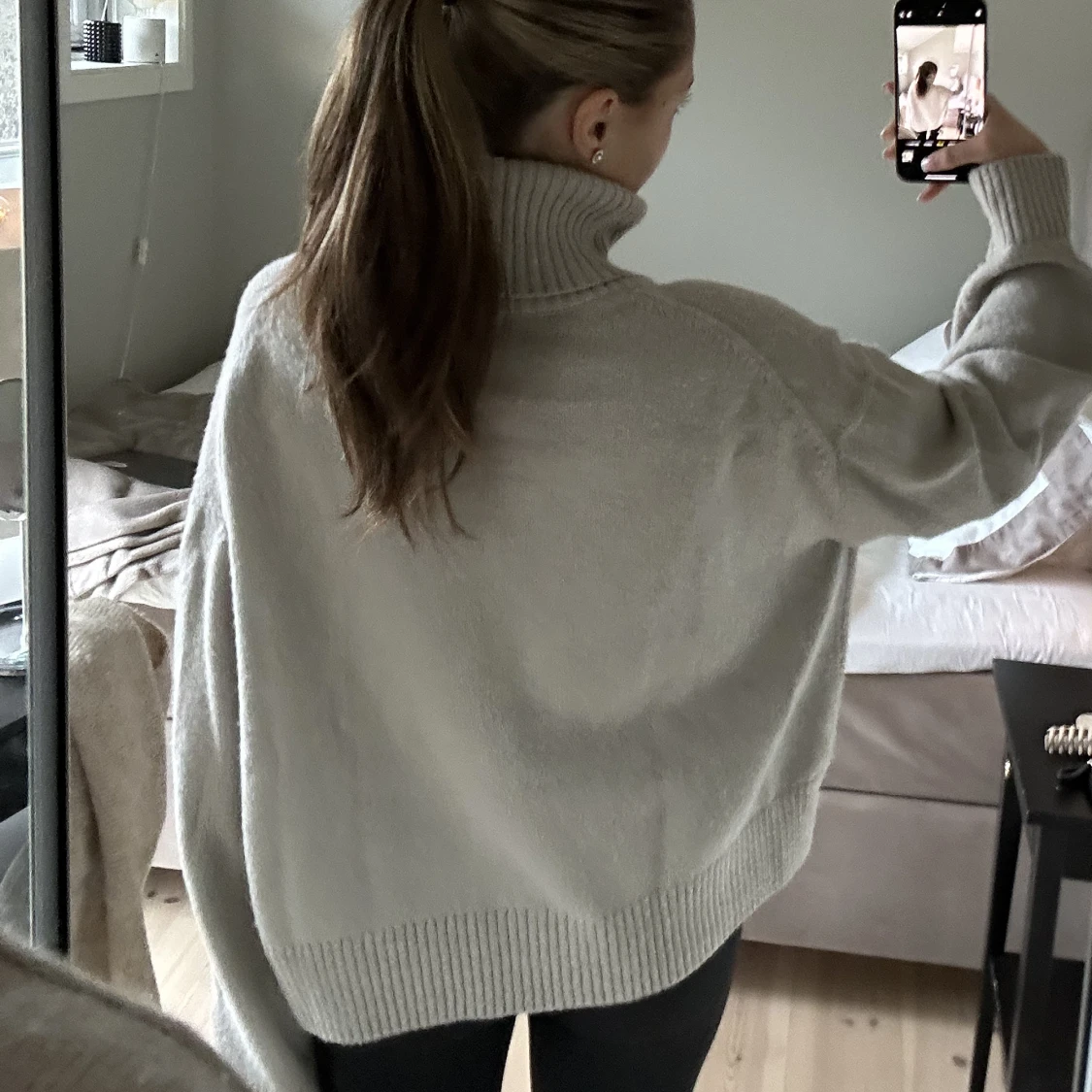 Stickad tröja med krage  - 91