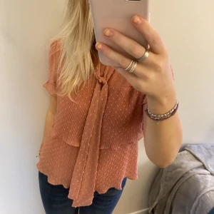 Blus - Jättefin blus!