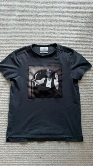 Limitato t-shirt - Skick 9/10 skriv ifall du är intresserad pris kan diskuteras