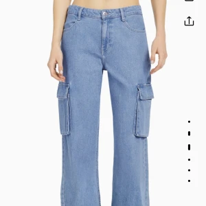 Cargo jeans - Använda 1 gång! Jag är 172 cm lång