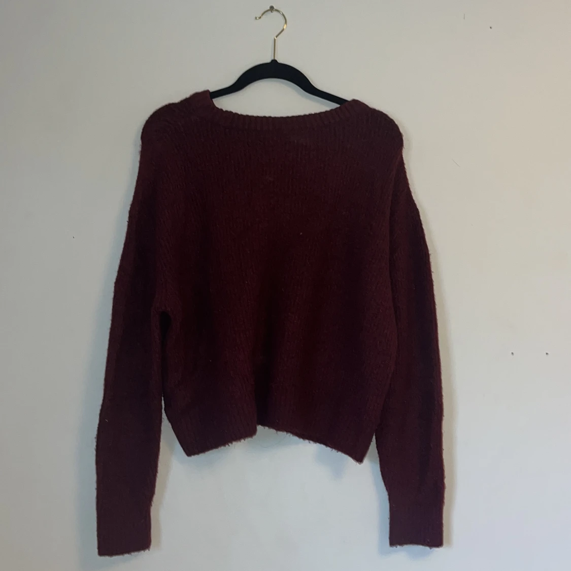 Stickad röd tröja - 90