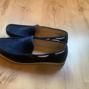 Cape Board skor - Jätte fina klassiska skor som inte har kommit till användning  Endast använda vid ett tillfälle 