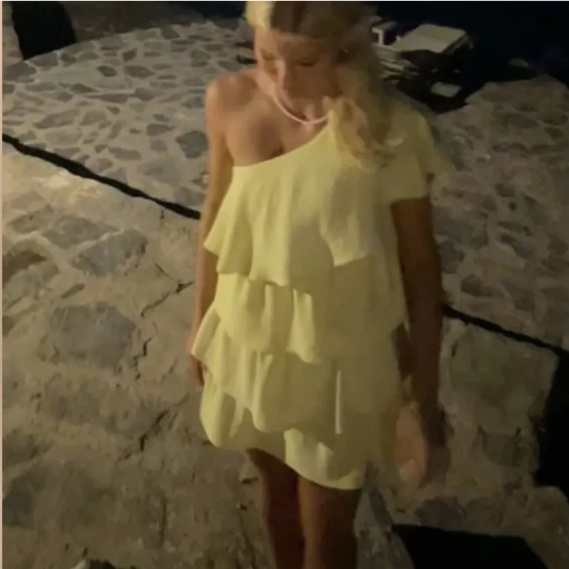 Gul zara klänning  - 25