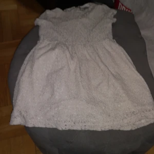 Fin sommar klänning - Gullig klänning till sommar kalas eller midsommar 