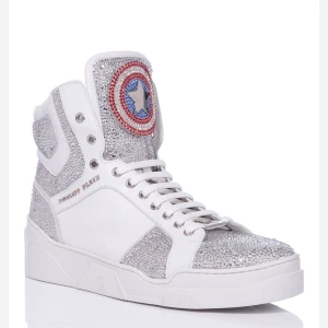 Philipp plein stucked ice skor - Nypris mellan 19 000 - 28 000kr Bra skick orginalkartong och orginal inköpsbevis/kvitto finns