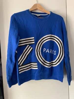 Kenzo sweatshirt  - Sitter som en S 