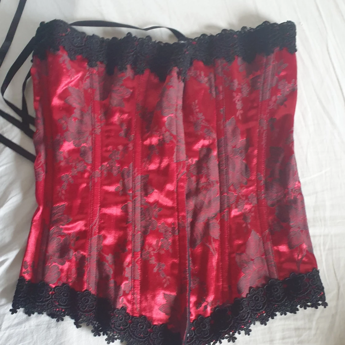 Röd/svart Korsett  - 90