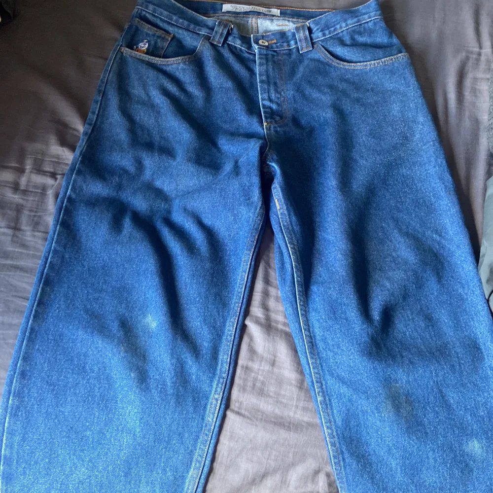 Har bytt stil därför jag säljer dem skick 9/10. Jeans & Byxor.