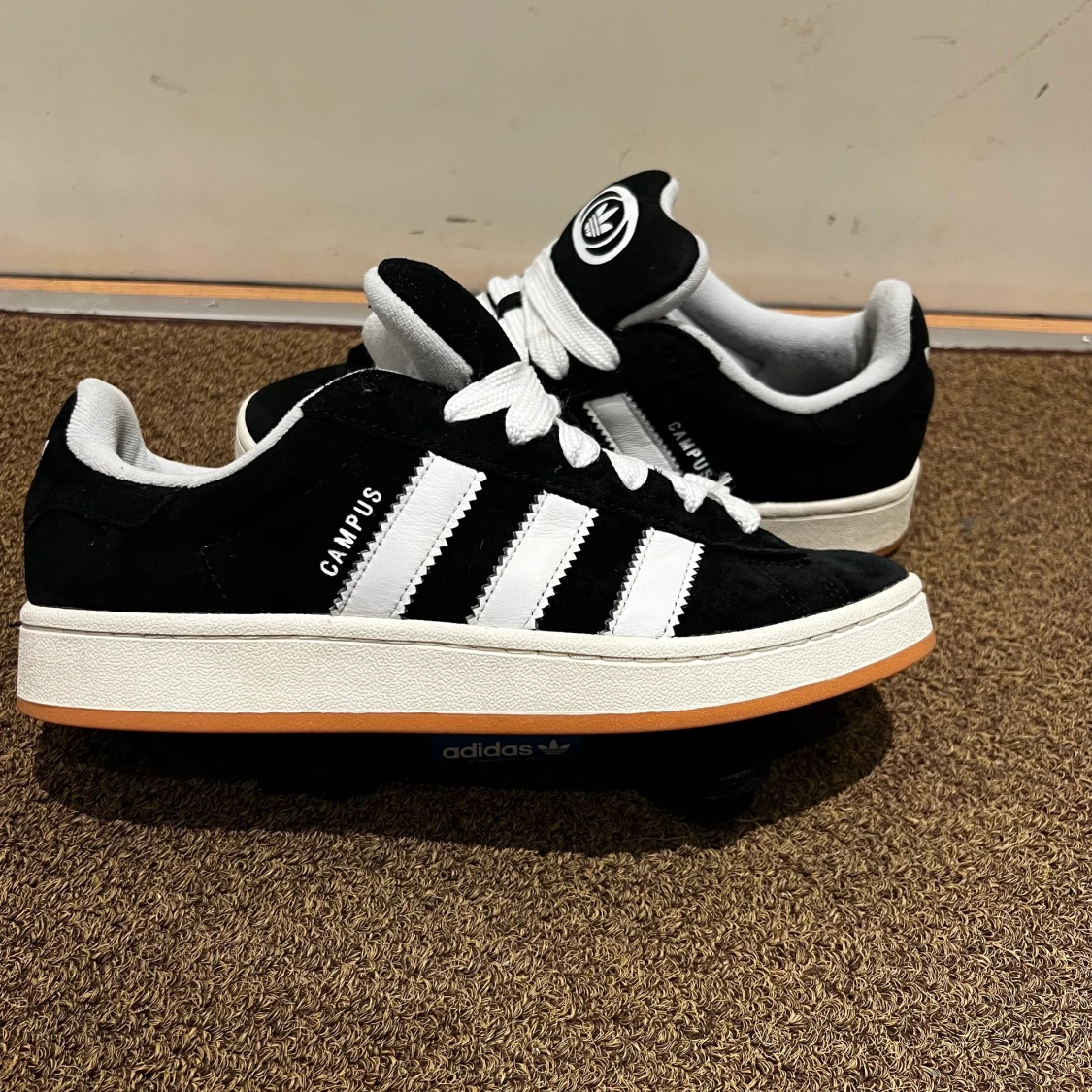 Adidas campus 00 svartvita - 90