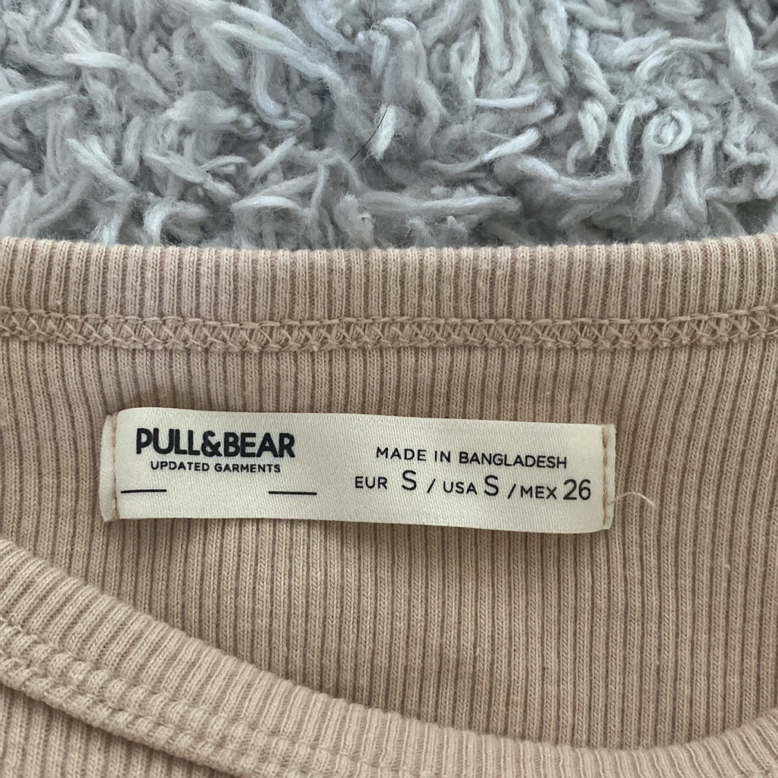 Magtröja från pull&bear - 90