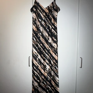 Långklänning  - Använd en gång 