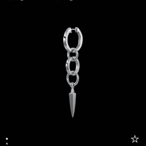 Maria Nilsdotter örhänge - Ingår box, påse och kvitto!❤️❤️skriv för bilder eller frågor så fixar jag