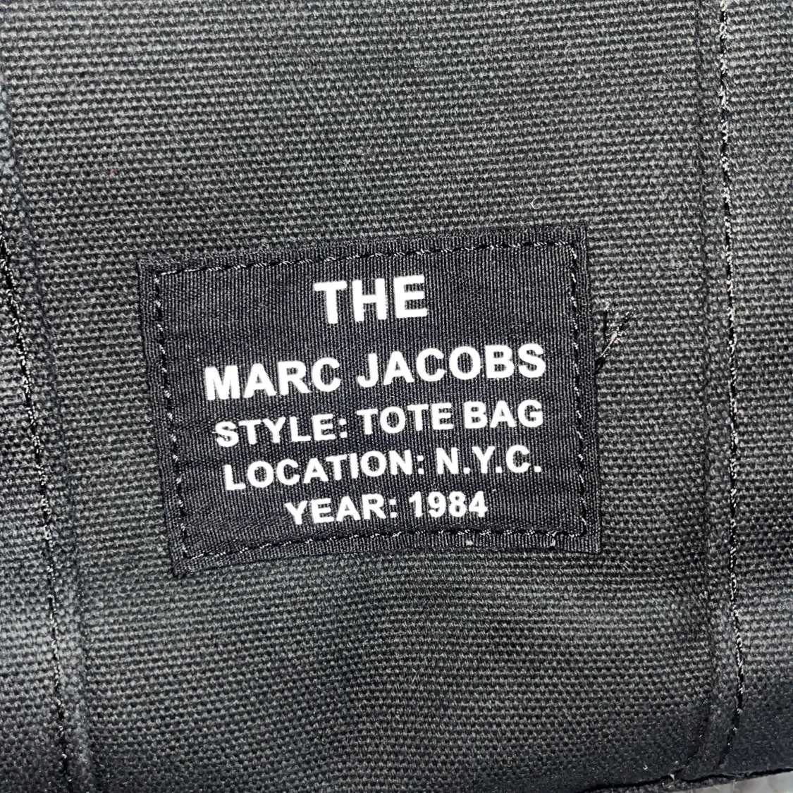 Marc Jacobs väska - 90