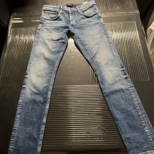Jack & Jones jeans - Slim fit jeans, inga skador. Fler bilder kan skickas om intresserad 