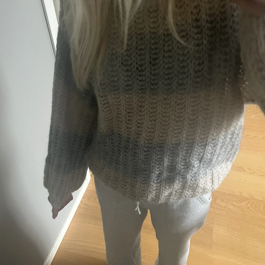 Designbysi stickad tröja 