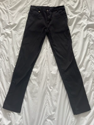 Black HubLux Denim Trousers - ≈ 100 cm Top to bottom