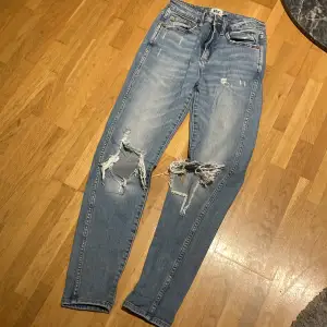 Stretch jeans med hög midja 