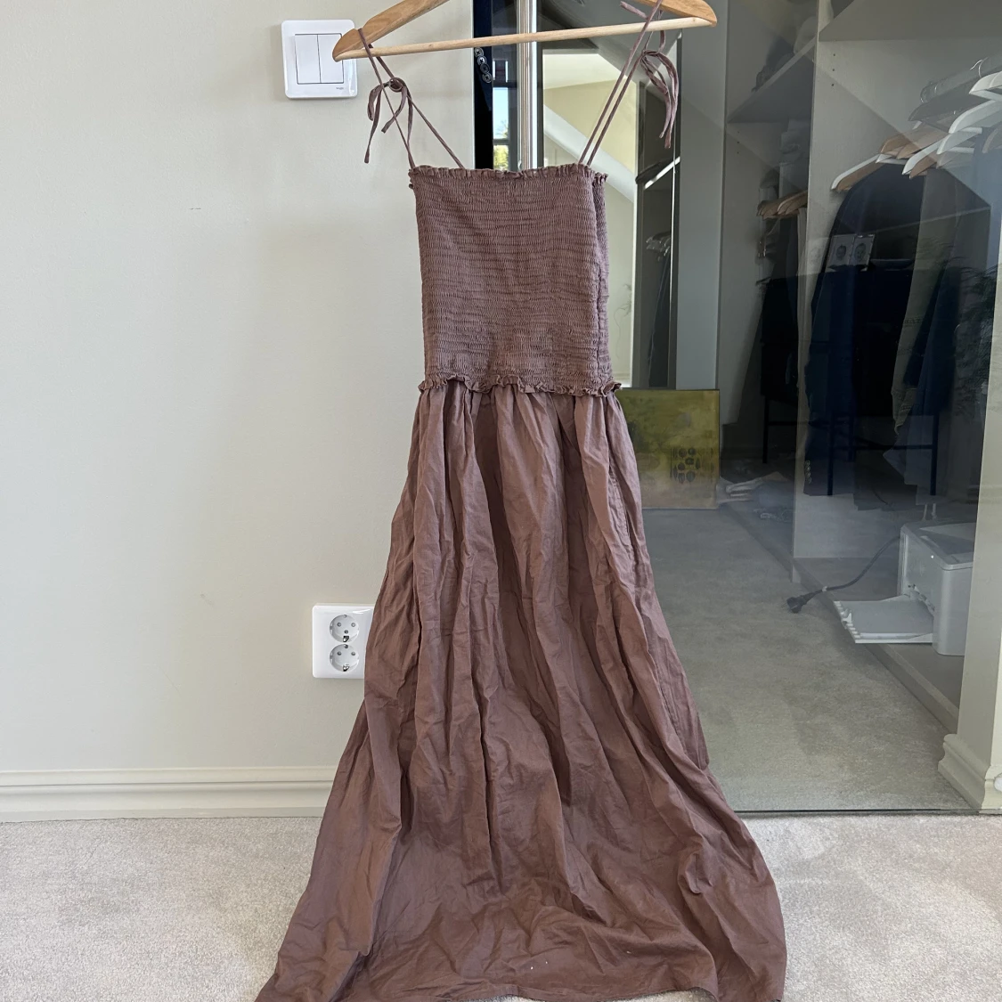 Brun klänning - 90