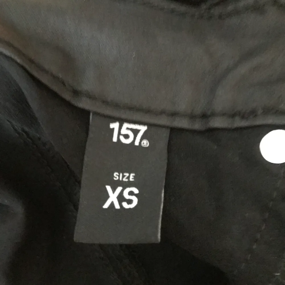 skinn jeans från lager 157, storlek xs, inte använda, förutom då jag testa dom. Jeans & Byxor.