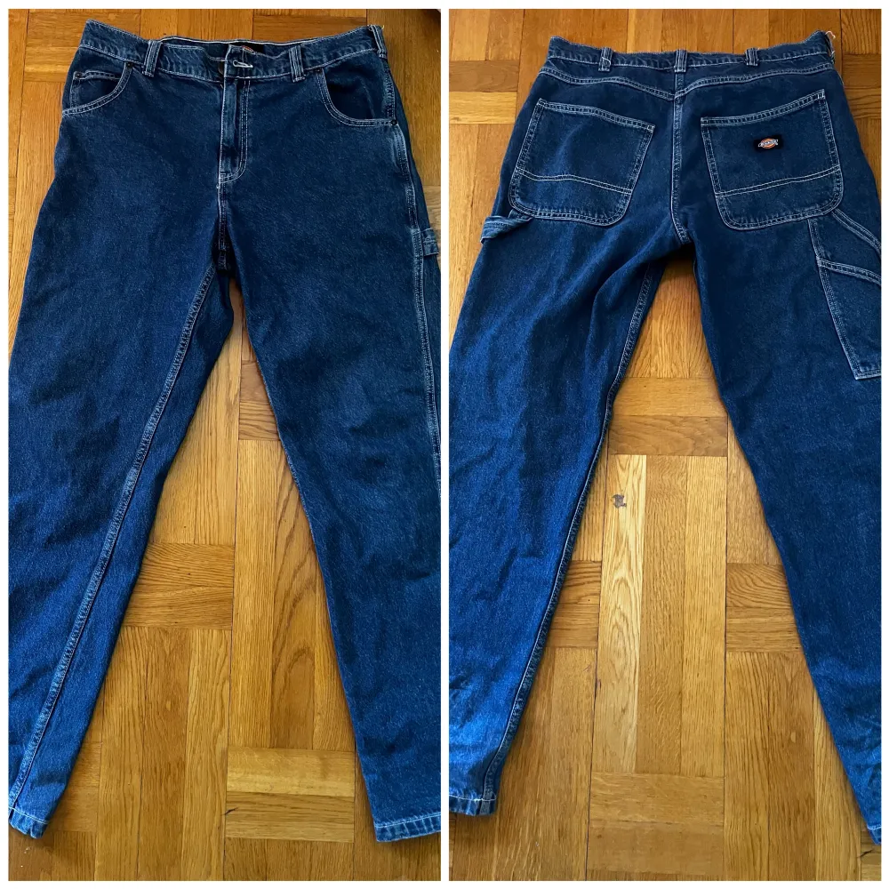 Dickies jeans. Nypris ≈900kr, använda ganska mycket men det finns inga tydliga defekter. Kan tänka mig förhandla med priset:) Köparen står för frakt!⭐️. Jeans & Byxor.