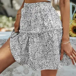 jätte fin sommar kjol. priset kan diskuteras, kom privat för info