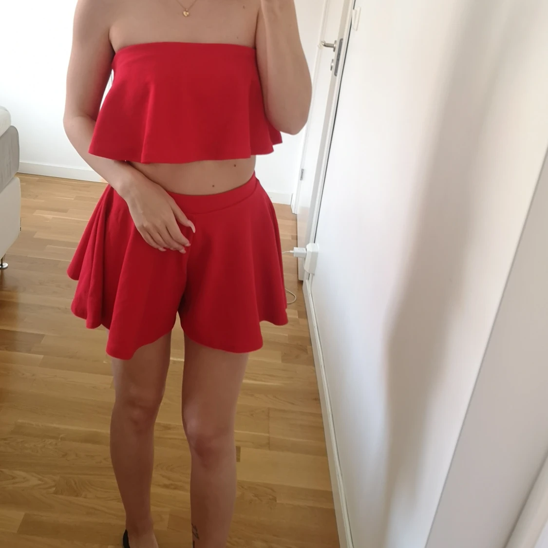 Rött set topp+shorts  - 90