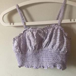 Topp🌷 -  säljer en perfekt Topp nu inför sommaren☺️från Zara🌷 I storlek 152👍